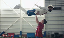 Giants quarterback Eli Manning and wide receiver Odell Beckham Jr. recreated a classic scene from the 1987 movie, “Dirty Dancing.”